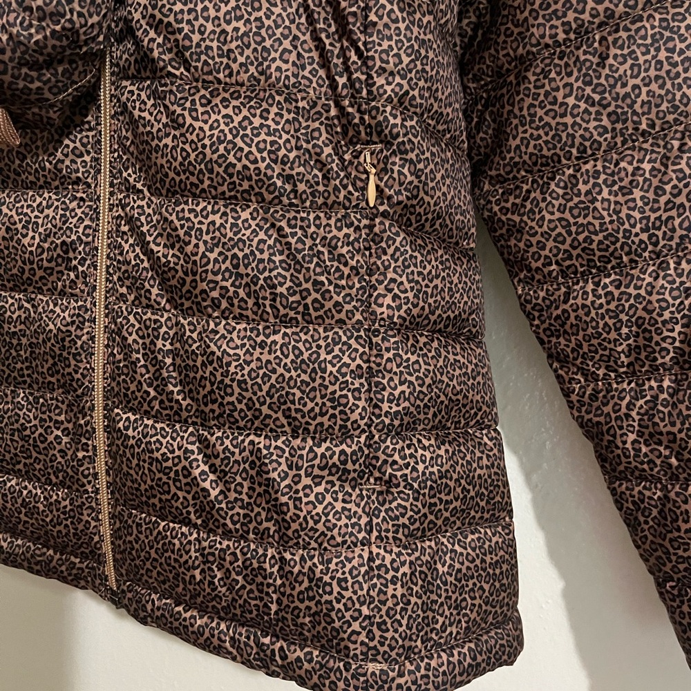 Amazon Essentials Brown Puffer Jacket With Quilte… - image 4